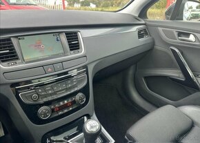 Peugeot 508 2,0 HDI XENONY,PANORAMA,NAVI nafta manuál 103 kw - 11