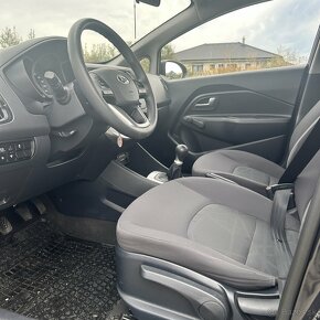 Kia Rio 1.25i - 11