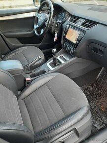 Škoda Octavia 3 sedan 2.0 TDI Elegance - 11