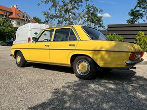 Mercedes Benz W 115 200D,po renovacii.ROZPREDAJ ZBIERKY - 11