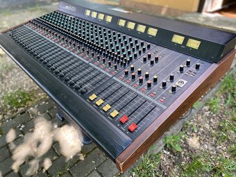 Mix pult yamaha. 600€ - 11