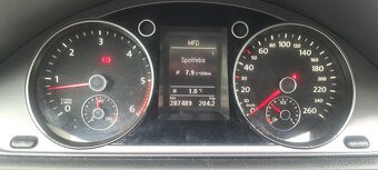 Volkswagen passat b7 1.6TDI - 11