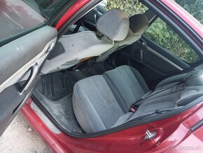 Predam vimenym za Volkswagen shar Peugeot 407 w.0 100kw 2006 - 11