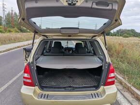 Subaru Forester 2.0 XT - 11