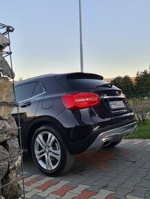 Mercedes GLA 220CI 4-matic - 11