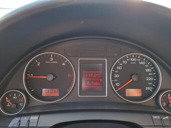 Audi A4 Avant 2.0 TDI DPF - 11