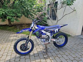 Yamaha YZF450 - 11