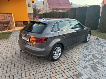 Audi A3 SPORTBACK 2.0TDI 110kw S-tronic - 11