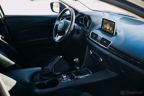 Mazda 3 Skyactiv 2.2D - 11