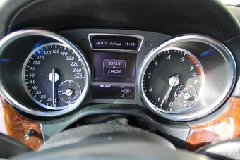 Mercedes-Benz GL 500 4MATIC - 11