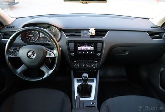 Škoda Octavia Combi 2.0 TDI Elegance/Style - 11