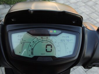 PIAGGIO MEDLEY S 125 2021 ABS ASR LED - 11