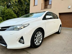 Toyota Auris 1.6 Benzín Automat 144.000km - 11