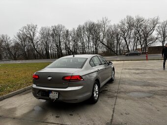 VW Passat 1.6 TDI Bluemotion, 2017 - 11