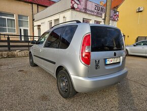 ŠKODA Roomster - 11