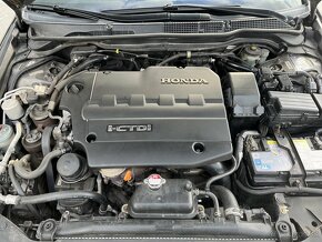 Honda Accord kombi 2.2 diesel - 11