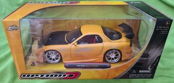 Magda RX7 FD3S 1:24 Jada Toys - 11