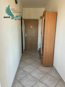 Pekný 1 izbový byt v centre - Brezno - 11