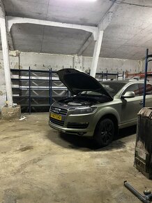 Rozpredám na náhradné diely audi q7 4l - 11