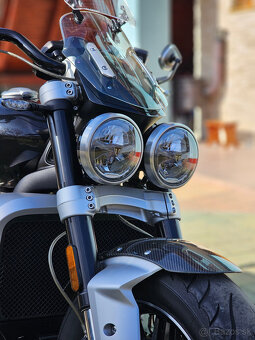 Triumph rocket 3 GT - 11