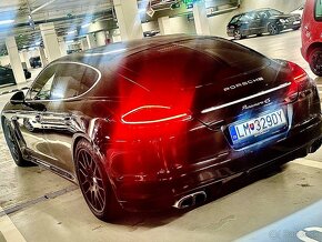 Porsche Panamera 970 4S 4.8 Sport Chrono - 11