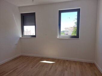 CHORVÁTSKO - Apartmán s krásnym výhľadom na more - ROGOZNICA - 11