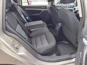 Škoda Octavia Combi 1.6 TDI CR DPF Ambiente - 11