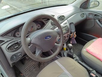 Ford focus 1.8 tddi - 11