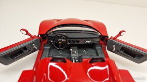 1:18 FERRARI F50 CABRIO - 11