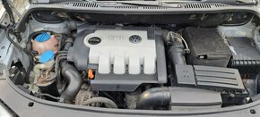 VW Touran 2.0 TDI - 11