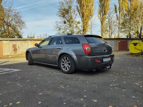 Chrysler 300C Touring - 11