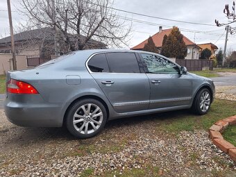 Skoda // superb - 11