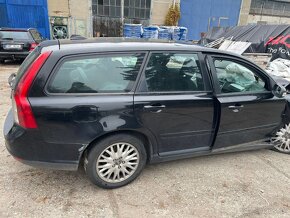 Volvo v 50 2010 , 2.0 TDI 100kw 019-26 - 11