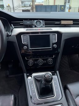 VW Passat B8 2.0 TDI 110kw, M6, Highline, SK auto - 11