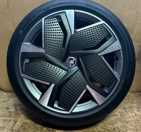 Originalne Hlinikove disky Škoda Enyaq RS R21 Vison 5x112 - 11