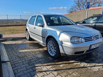 Golf 4 - 11