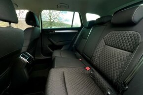 Škoda Superb Combi 2.0TDI DSG 190K STYLE VIRTUAL - 11