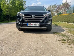 Hyundai Tucson 4x4 benzin 130kW - 11