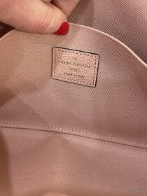 Louis Vuitton Felicie ružová kabelka s komplet balením - 11