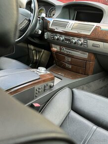 BMW 760i V12 LCI 103 500km - 11