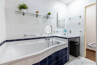 2 izb.byt, Mukačevská ul., 56 m2, balkón a veľká garáž priam - 11