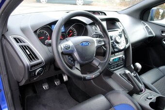 Ford Focus Kombi 2.0 EcoBoost SCTi ST R - 11