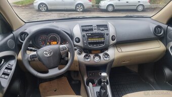 Toyota Rav4 - 11