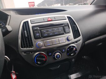 Hyundai i20 1.2i benzín (130tis.km.) r.v.2012 - 11