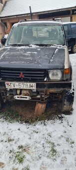 Mitsubishi Pajero 2.5 TD - 11