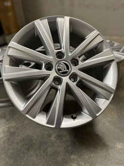 Hliníkové disky 5x112 R16 VW Estrada - Golf - 11