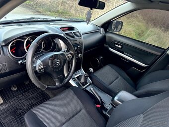 Suzuki Grand Vitara 1.9 DDiS - 11