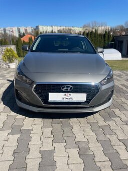 Hyundai i30 Fastback 1.4 T-GDi Family 29000KM - 11