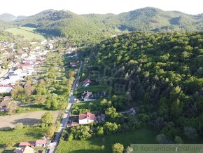 Pozemok vo vyhľadávanej lokalite v blízkosti Humenného - J - 11