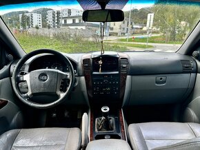 KIA Sorento 2.5 CRDi - 11